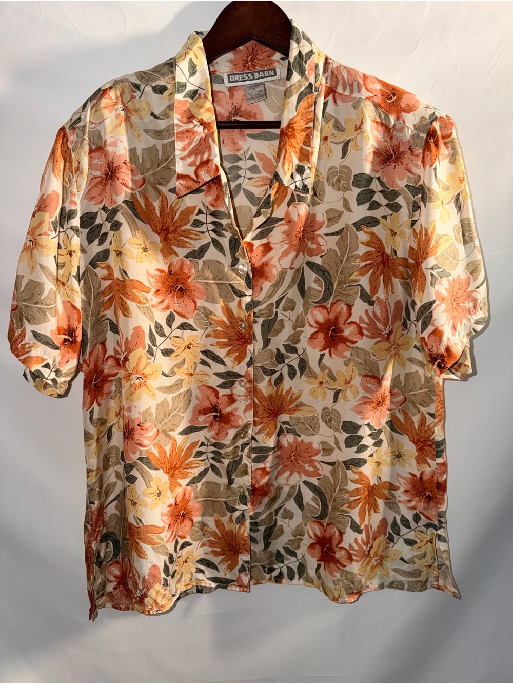Dress Barn Cream Short-Sleeve Button-Up Shirt with Orange Floral Print 100%silk